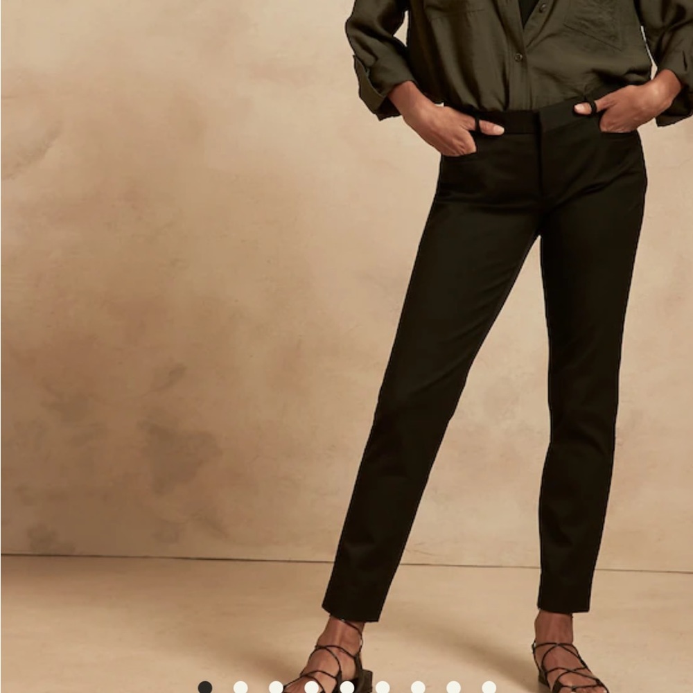 Banana Republic Sloan Pants-black mid rise - Size 10 LONG